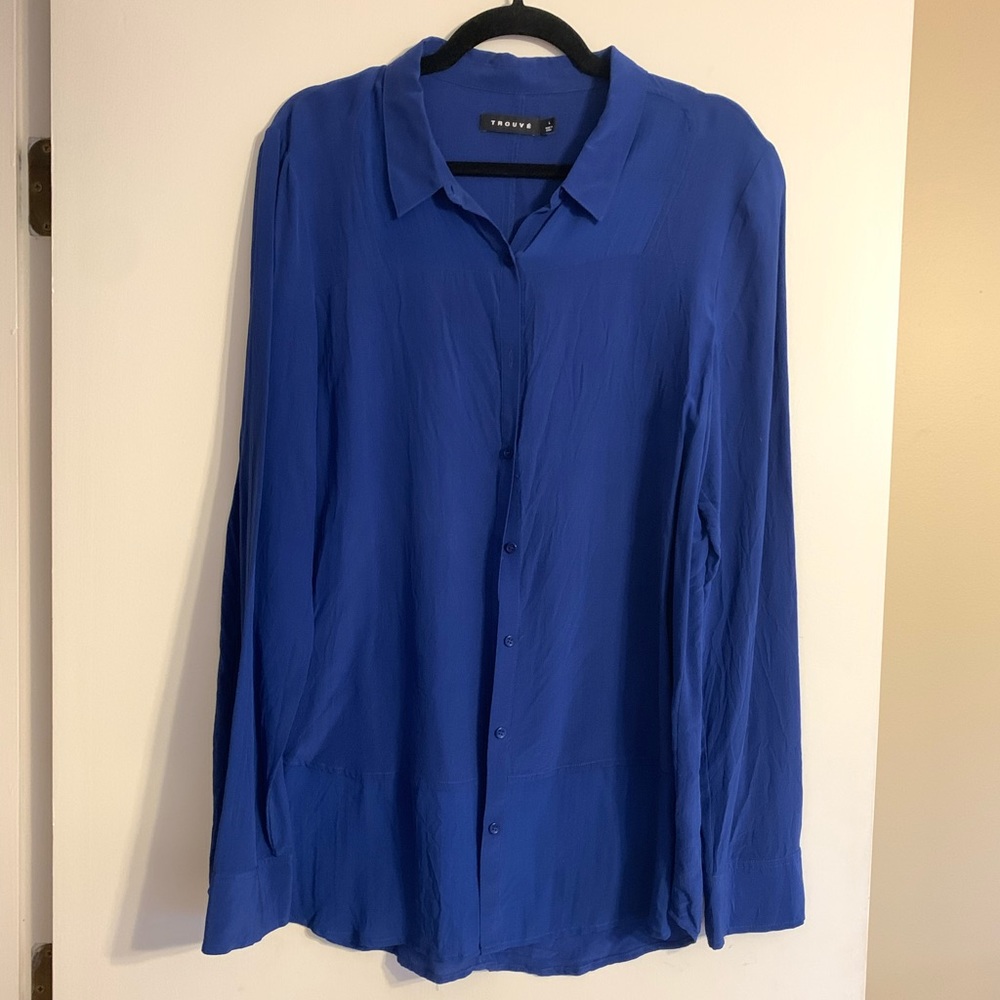 100% silk Trouve blouse